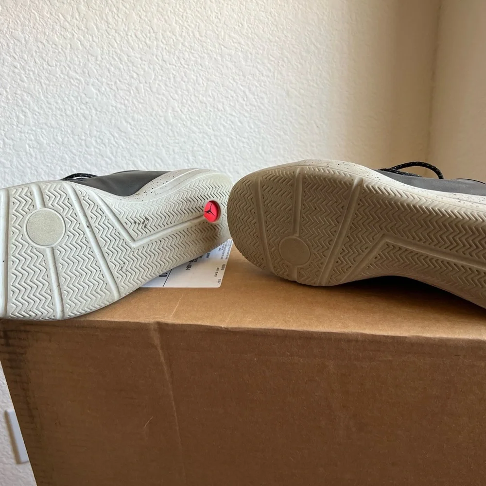 Jordan Eclipse sneaker size 9.5 in Good Condition - Picture 9 of 9
